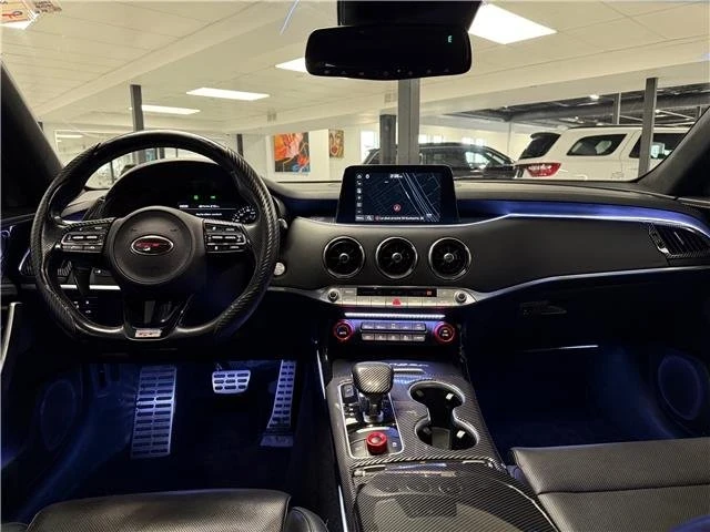 2019 Kia Stinger GT - Image 15 of 19