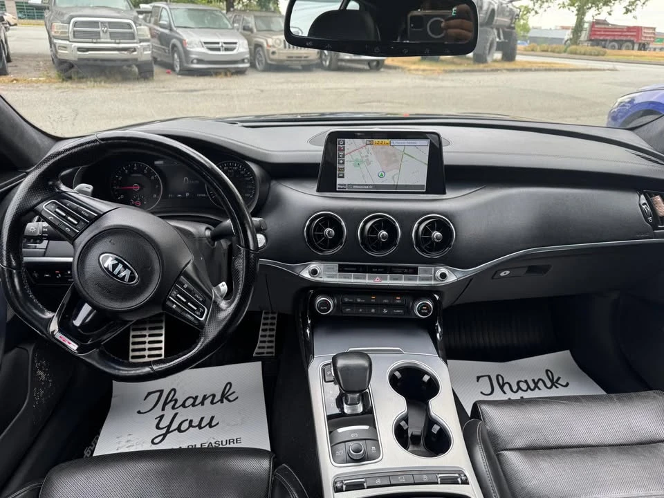 2019 Kia Stinger GT - Image 9 of 16