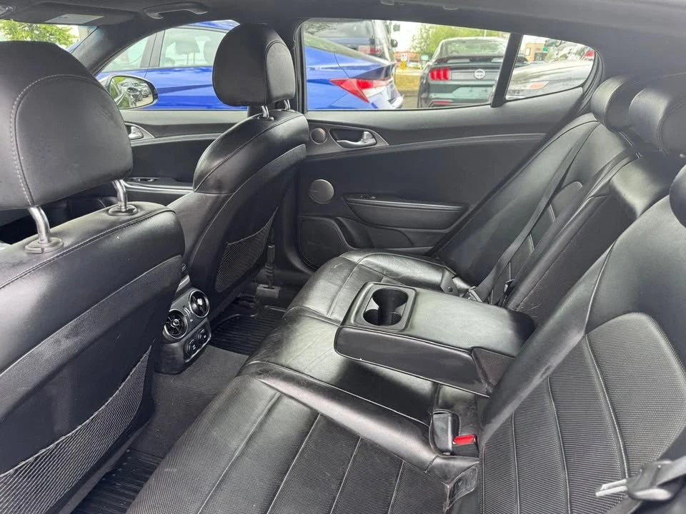 2019 Kia Stinger GT - Image 14 of 17