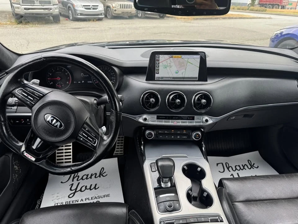 2019 Kia Stinger GT - Image 10 of 17