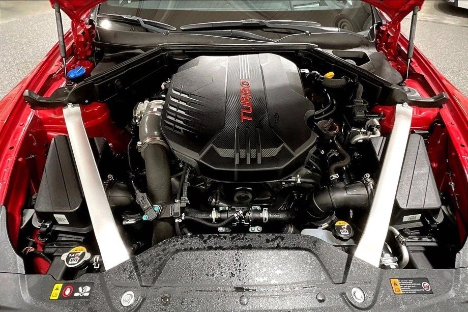 2019 Kia Stinger GT - Image 10 of 10