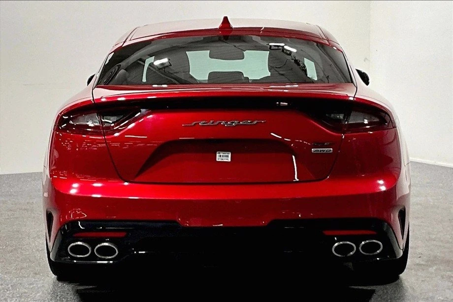 2019 Kia Stinger GT - Image 5 of 10