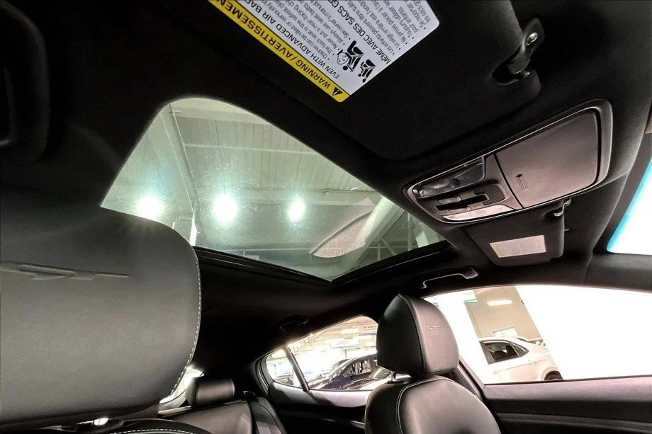 2019 Kia Stinger GT - Image 9 of 10