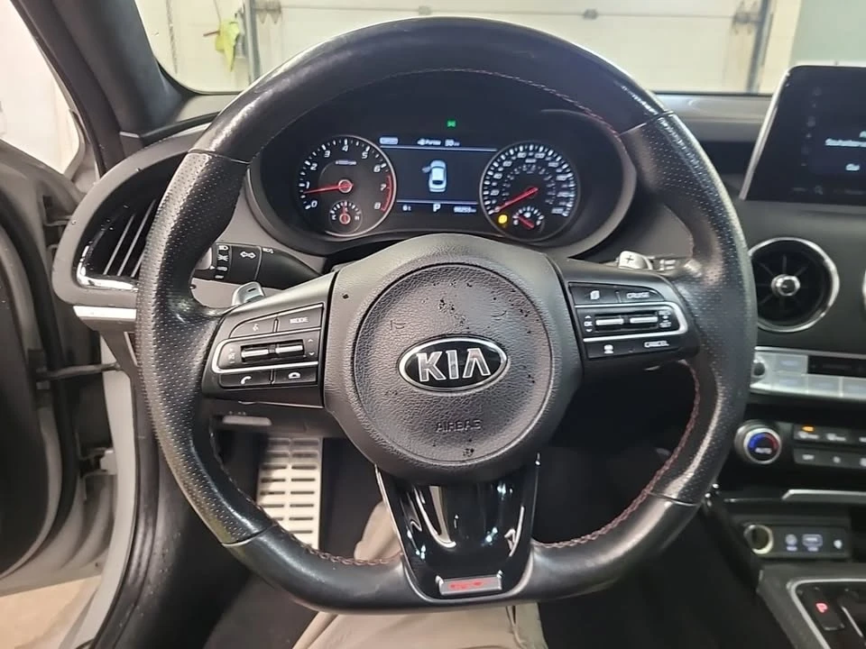 2019 Kia Stinger GT - Image 8 of 11
