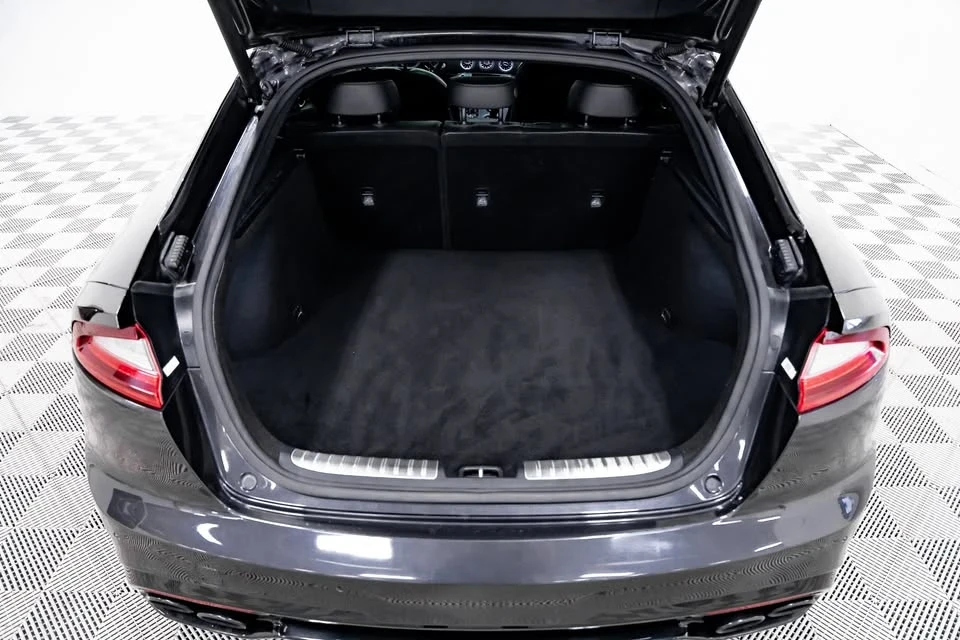 2019 Kia Stinger GT - Image 10 of 20