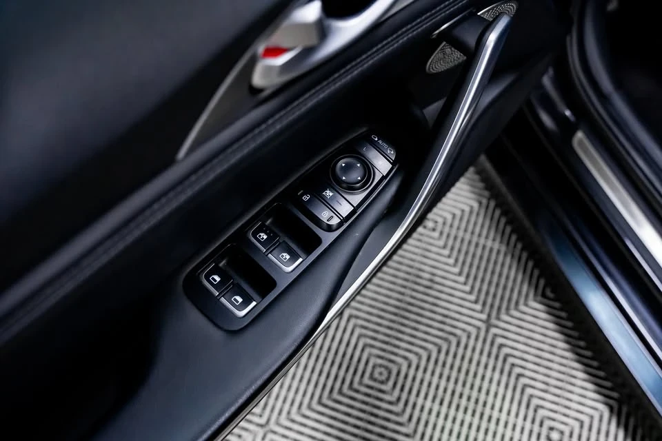 2019 Kia Stinger GT - Image 16 of 20