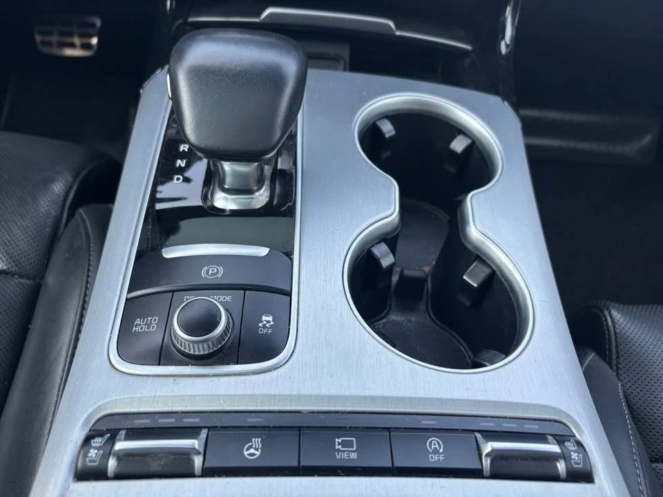 2019 Kia Stinger GT - Image 17 of 20