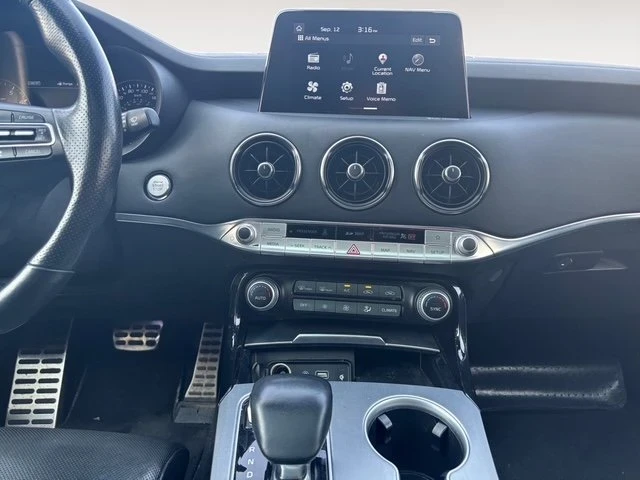2019 Kia Stinger GT - Image 12 of 20
