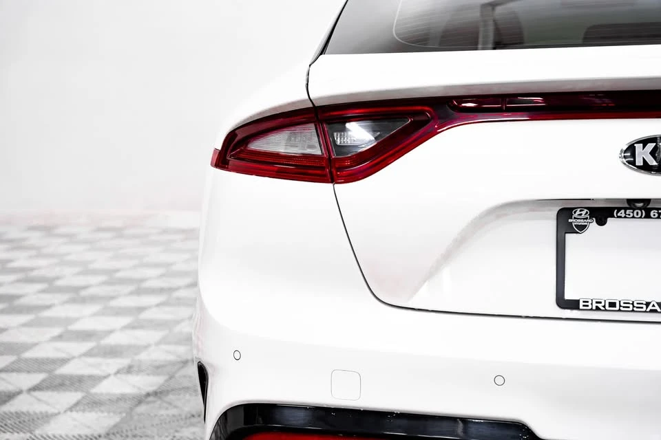 2019 Kia Stinger GT - Image 8 of 20