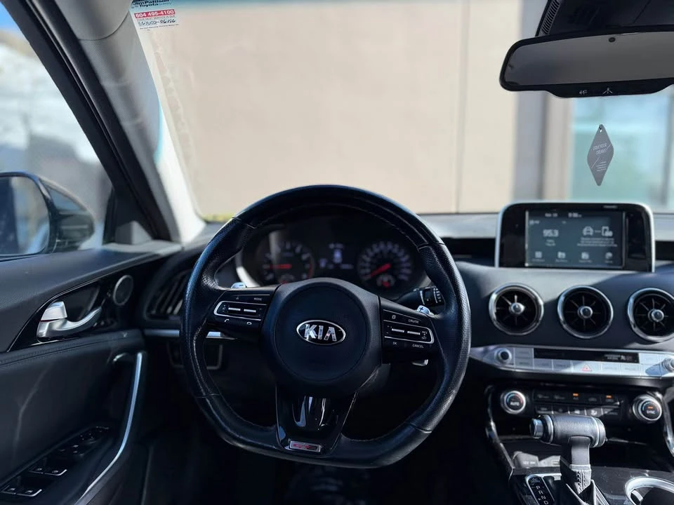 2019 Kia Stinger - Image 5 of 20