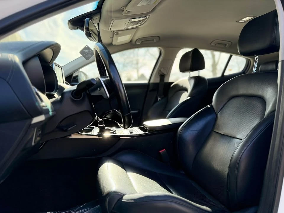 2019 Kia Stinger - Image 15 of 20