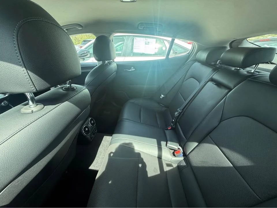 2019 Kia Stinger - Image 5 of 7