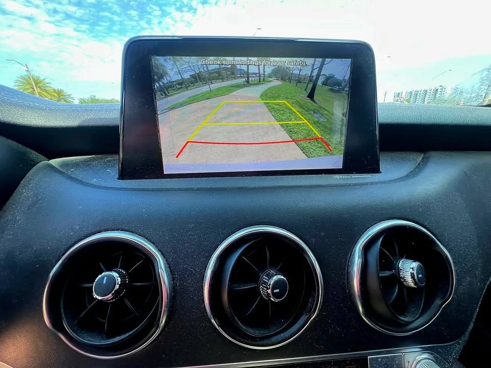 2019 Kia Stinger - Image 13 of 20