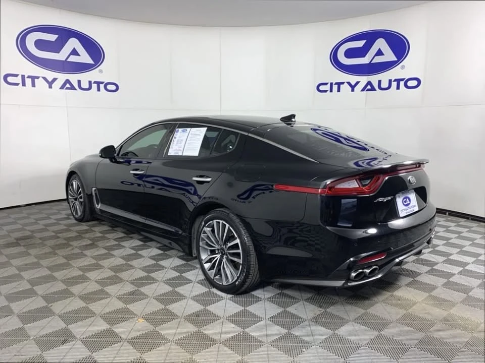 2019 Kia Stinger - Image 5 of 9