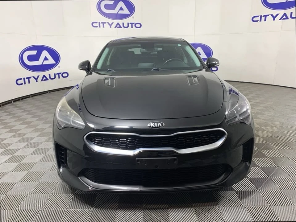 2019 Kia Stinger - Image 8 of 9