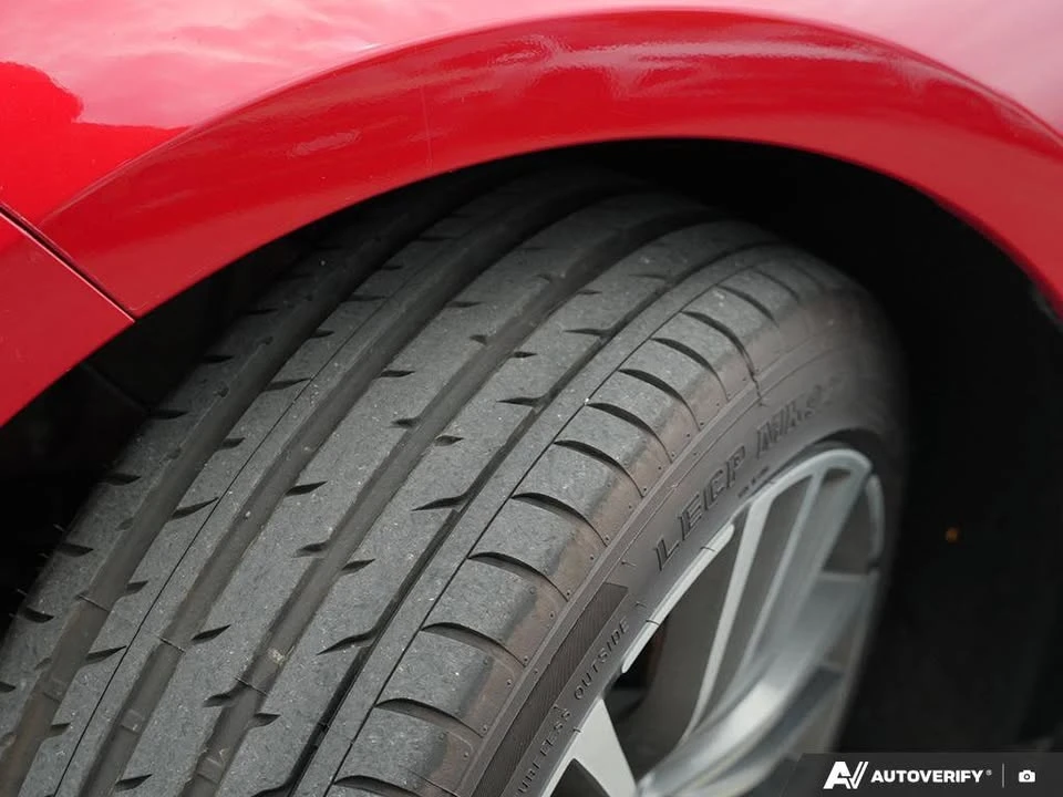 2019 Kia Stinger - Image 5 of 18