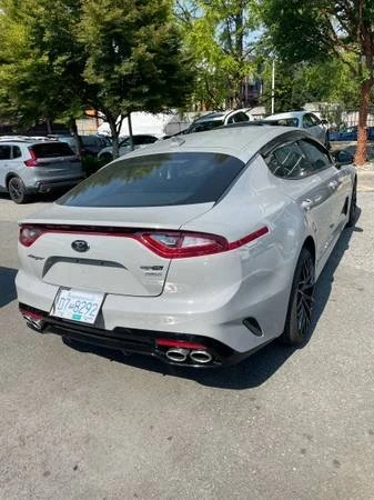 2019 Kia Stinger - Image 4 of 15