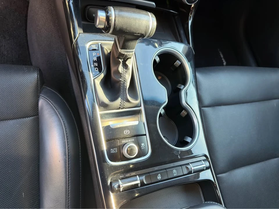 2019 Kia Stinger - Image 13 of 20