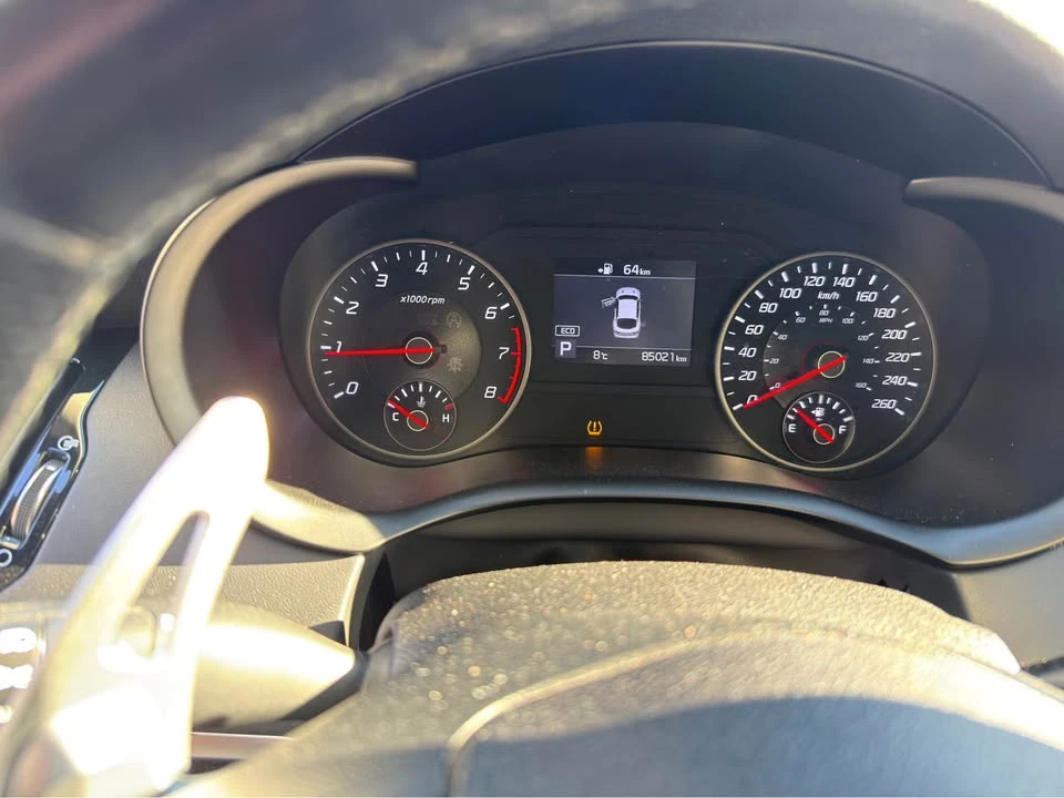 2019 Kia Stinger - Image 10 of 20