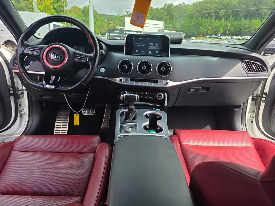 2019 Kia Stinger GT - Image 4 of 10