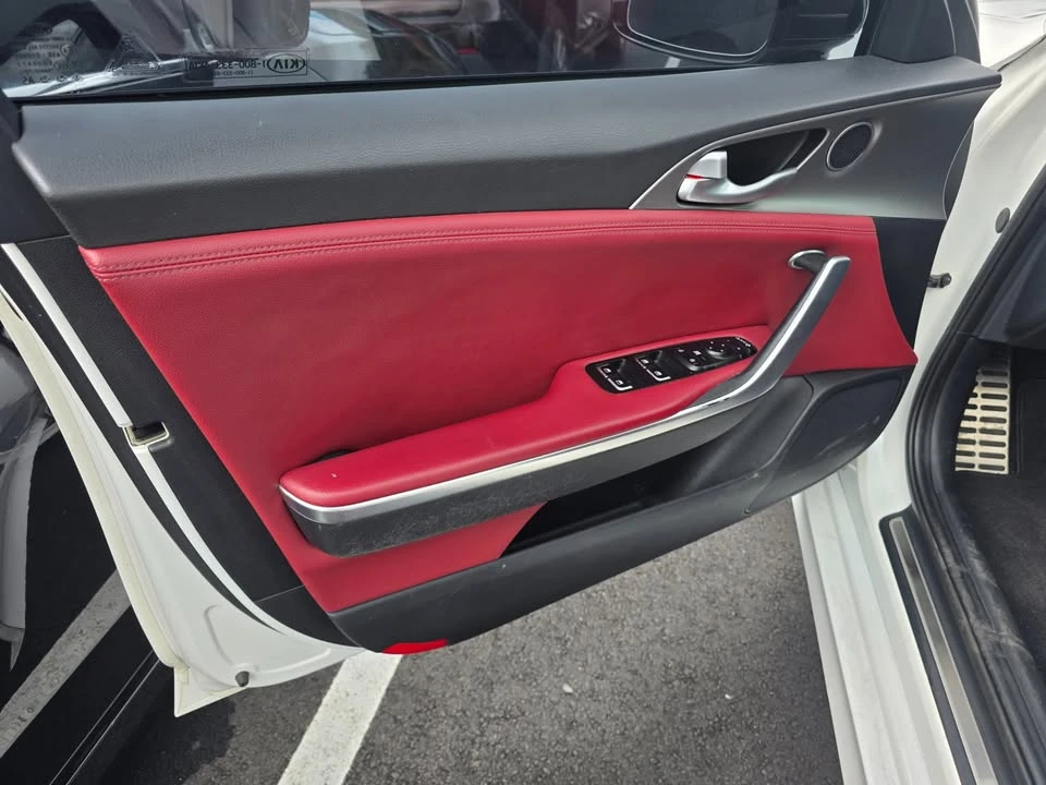 2019 Kia Stinger GT - Image 2 of 10