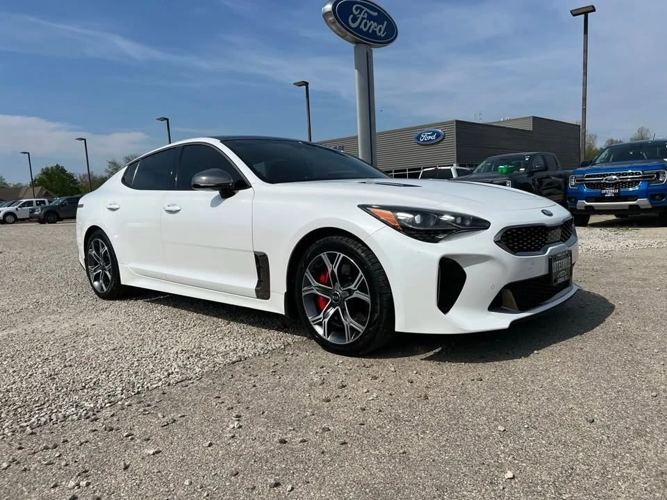 2019 Kia Stinger GT - Image 2 of 18