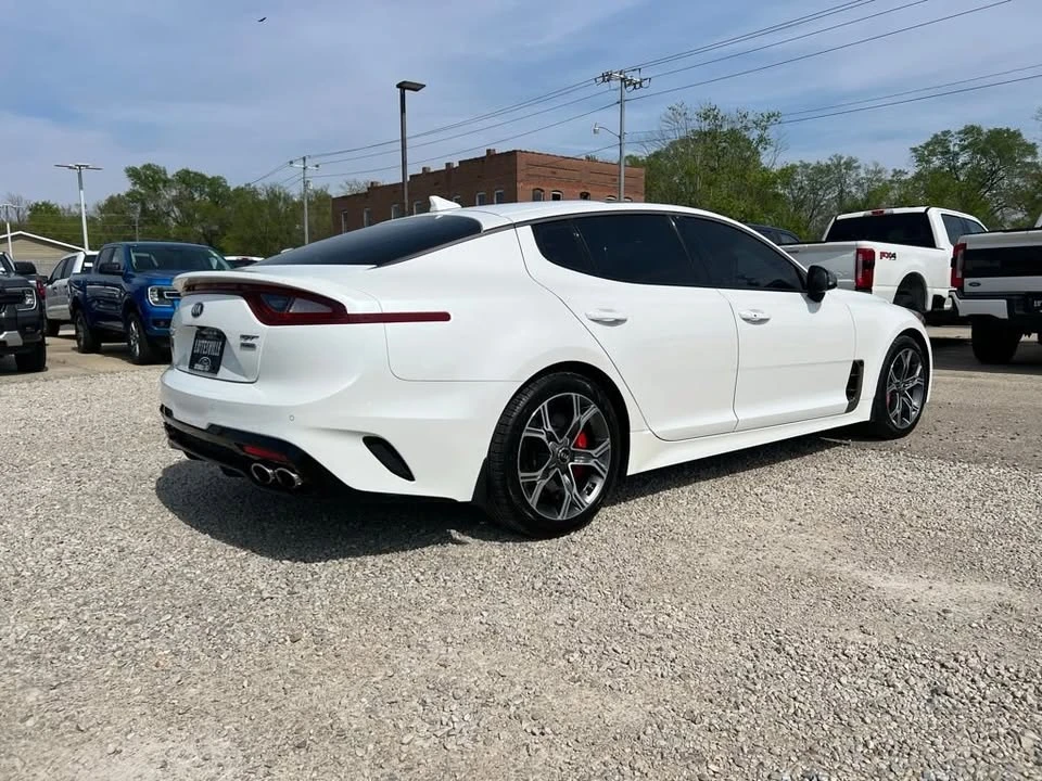 2019 Kia Stinger GT - Image 7 of 18