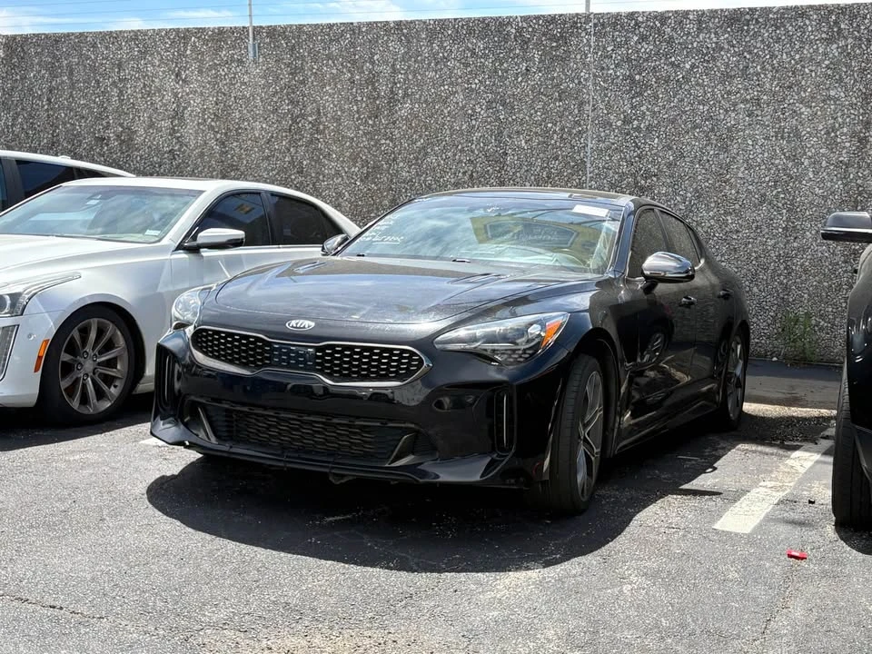 2019 Kia Stinger GT - Image 2 of 7