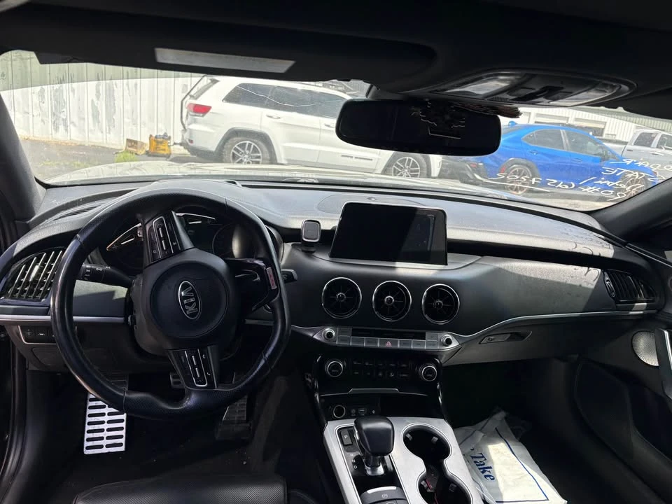 2019 Kia Stinger GT - Image 6 of 7