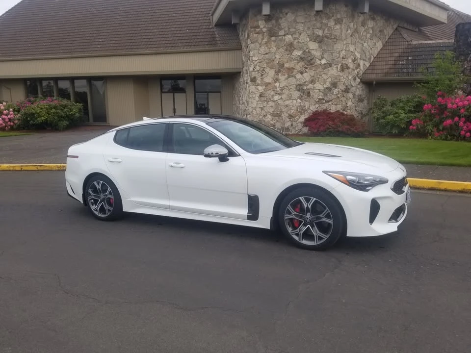 2019 Kia Stinger GT - Image 2 of 11