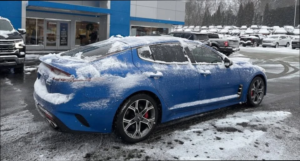 2019 Kia Stinger GT - Image 2 of 11