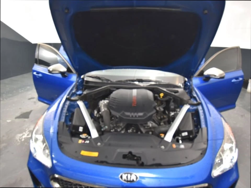 2019 Kia Stinger GT - Image 15 of 17