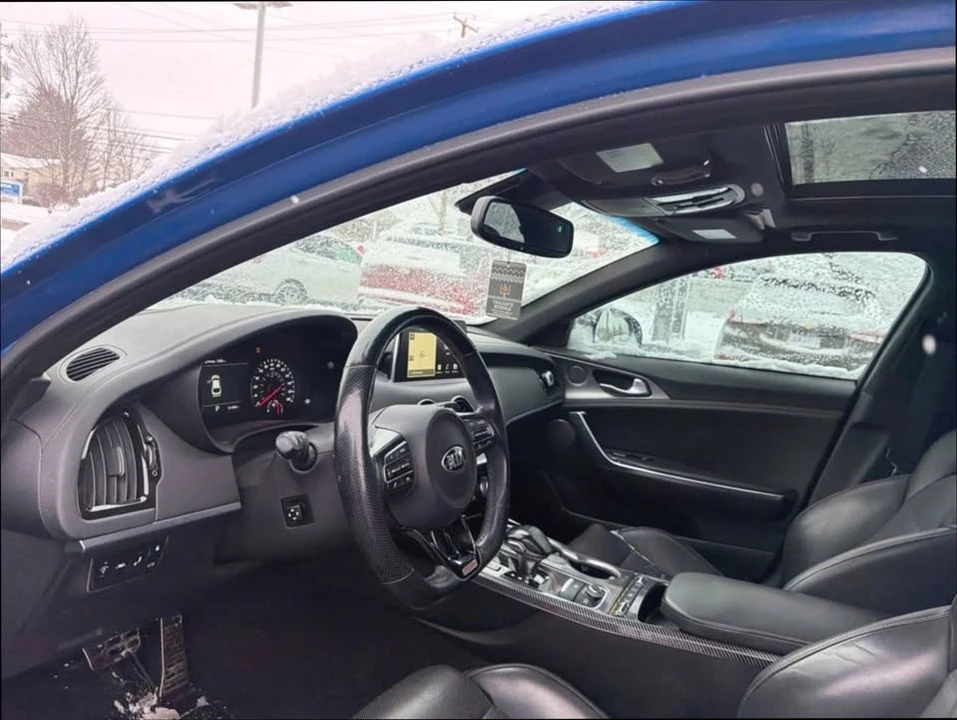 2019 Kia Stinger GT - Image 7 of 11