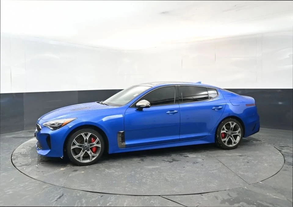 2019 Kia Stinger GT - Image 2 of 17