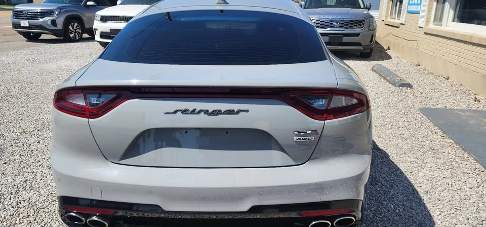 2019 Kia Stinger GT - Image 9 of 20