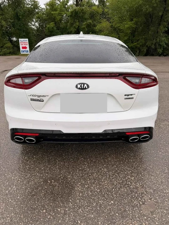 2019 Kia Stinger GT - Image 6 of 15