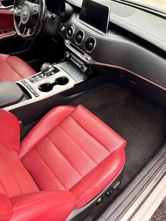 2019 Kia Stinger GT - Image 15 of 15