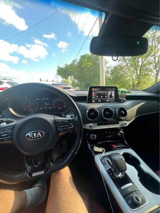 2019 Kia Stinger GT - Image 9 of 10