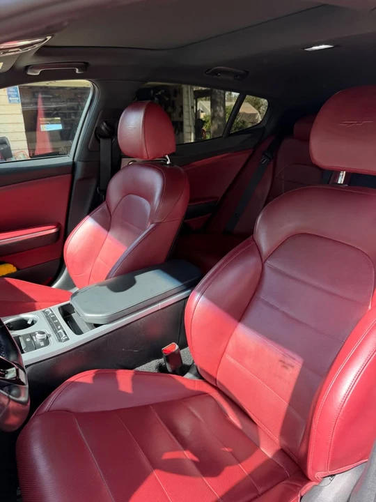 2019 Kia Stinger GT - Image 8 of 10
