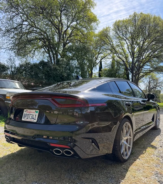 2019 Kia Stinger GT - Image 5 of 10