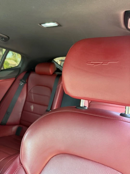 2019 Kia Stinger GT - Image 9 of 10