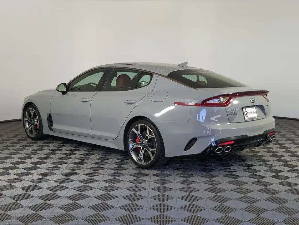 2019 Kia Stinger GT - Image 5 of 11