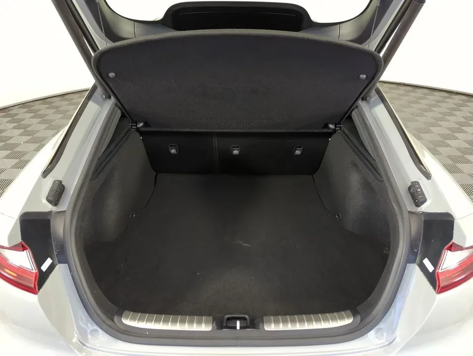 2019 Kia Stinger GT - Image 6 of 11