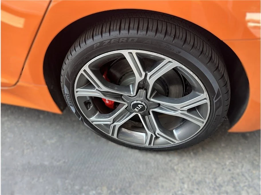 2019 Kia Stinger GT - Image 19 of 20