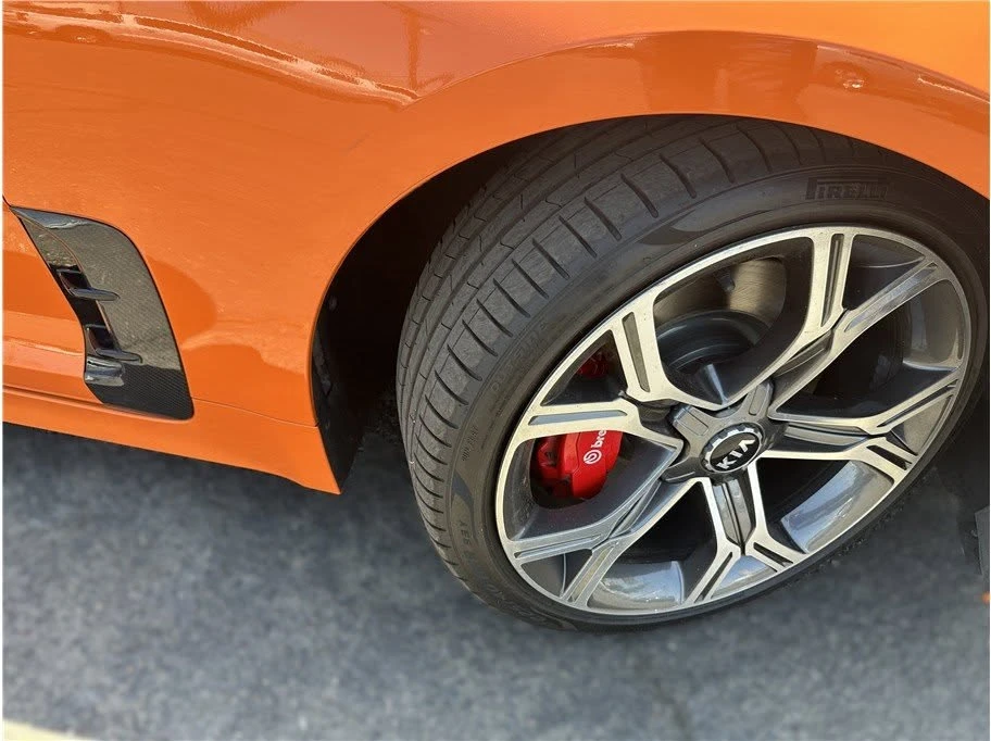 2019 Kia Stinger GT - Image 17 of 20