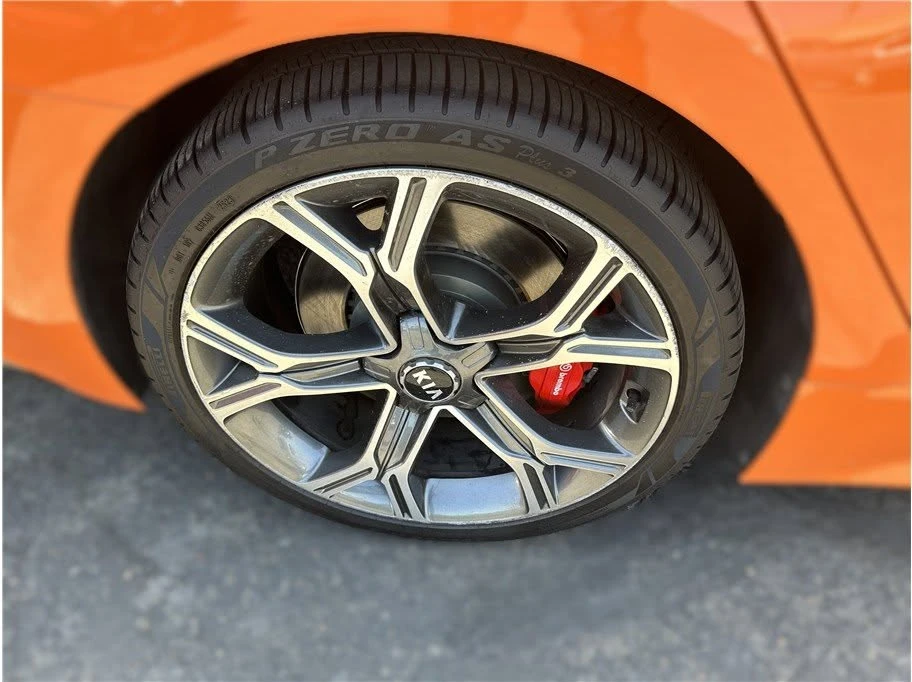 2019 Kia Stinger GT - Image 18 of 20