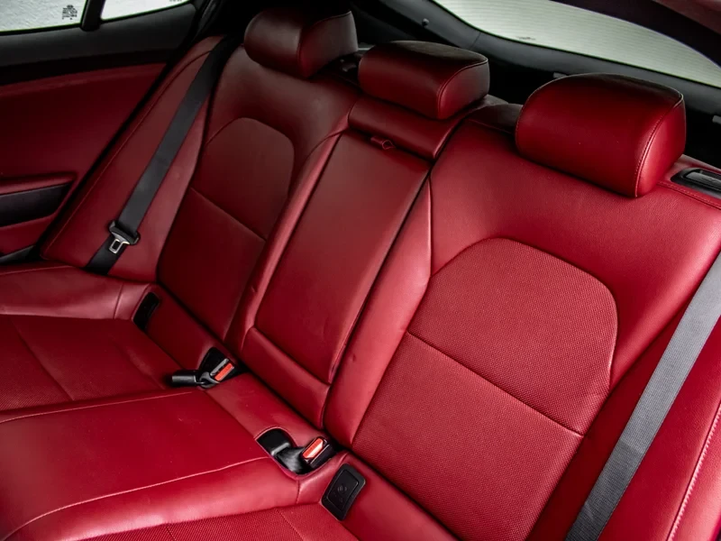 2019 Kia Stinger GT - Image 9 of 11