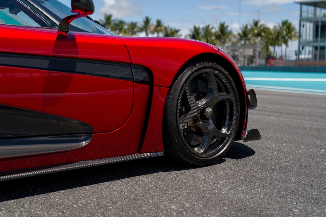 2019 Koenigsegg Regera - Image 8 of 31