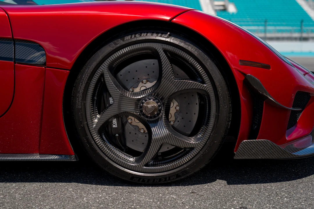2019 Koenigsegg Regera - Image 12 of 31