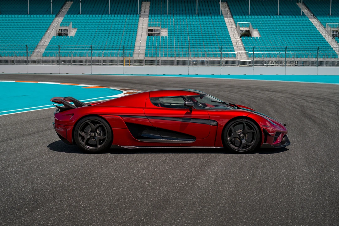 2019 Koenigsegg Regera - Image 15 of 31
